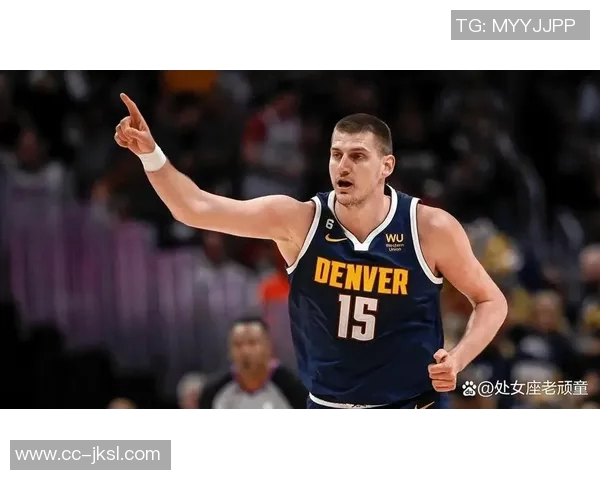 约基奇首节拼尽全力三分球命中率高但球队正负值惨淡显示困境